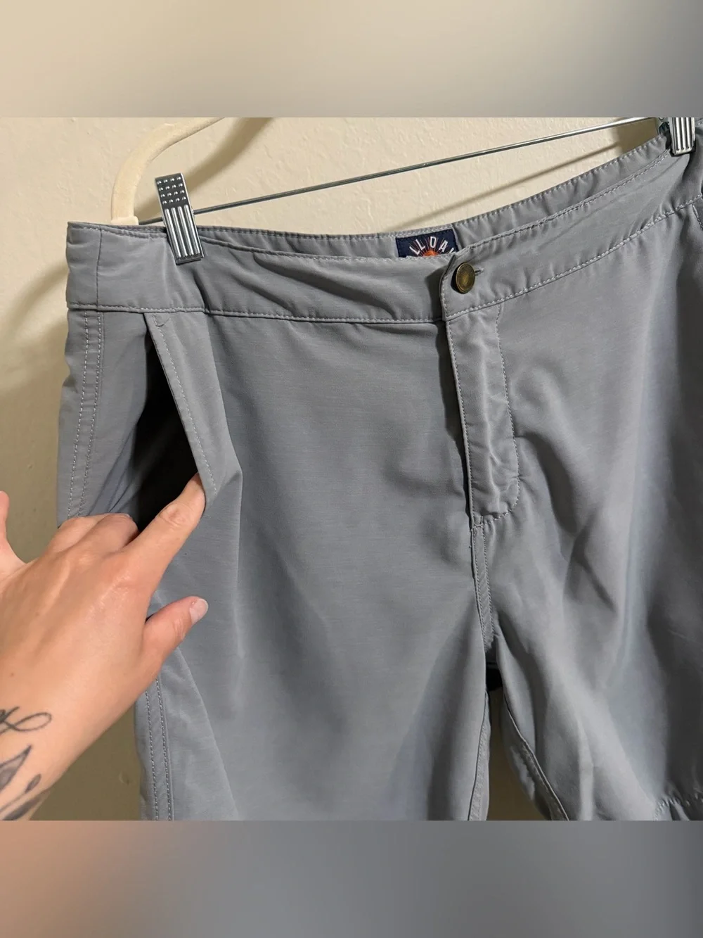 Faherty All Day Shorts Mens 34 Ice Grey Hybrid Swim Tech Stretch Flat Front